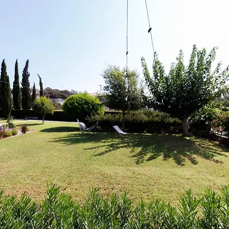 Apartman Art By Praxis