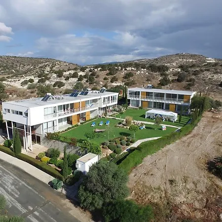 Art By Praxis Aktí Kiverníti