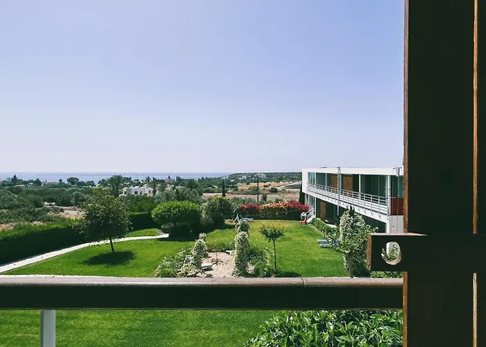 Art By Praxis Apartment