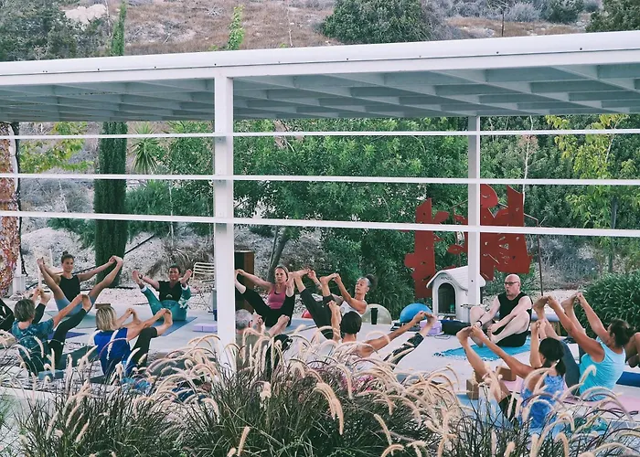 Art By Praxis Apartment Governors Beach